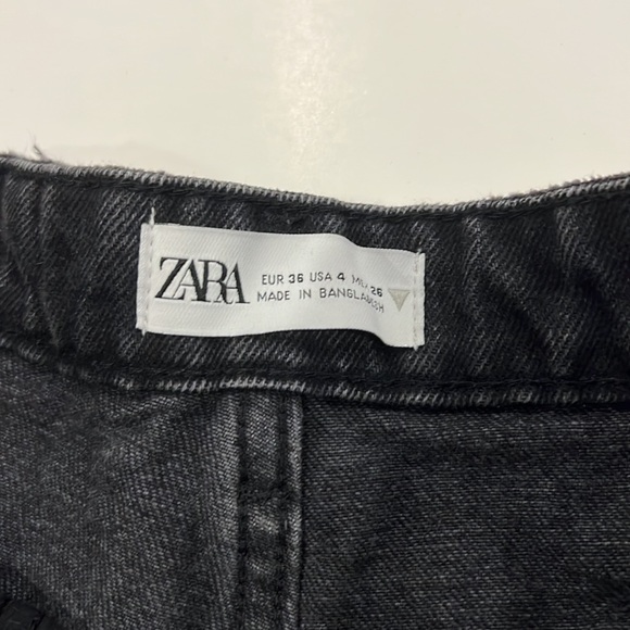 Zara black high-rise jean shorts - Picture 3 of 8